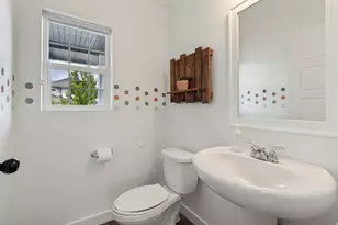 173 E Meandering Way, Saratoga Springs, UT 84045 - Photo 16
