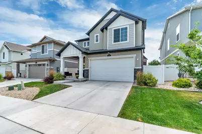 173 E Meandering Way, Saratoga Springs, UT 84045 - Photo 2