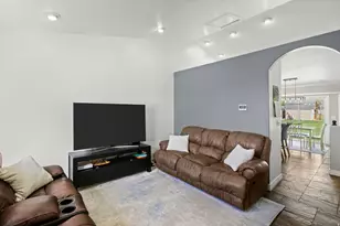 4848 S 3200 W, Roy, UT 84067 - Photo 4