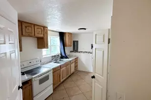 5680 W Glen Livet Ct, West Valley, UT 84128 - Photo 12