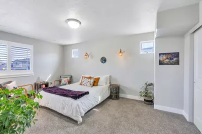 2104 E Weeping Cherry Ln, Eagle Mountain, UT 84005 - Photo 20