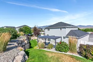 2104 E Weeping Cherry Ln, Eagle Mountain, UT 84005 - Photo 38