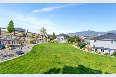2104 E Weeping Cherry Ln, Eagle Mountain, UT 84005 - Photo 40
