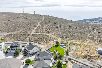 2104 E Weeping Cherry Ln, Eagle Mountain, UT 84005 - Photo 60