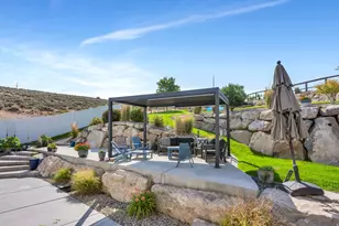 2104 E Weeping Cherry Ln, Eagle Mountain, UT 84005 - Photo 50