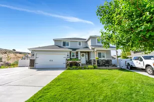 2104 E Weeping Cherry Ln, Eagle Mountain, UT 84005 - Photo 56