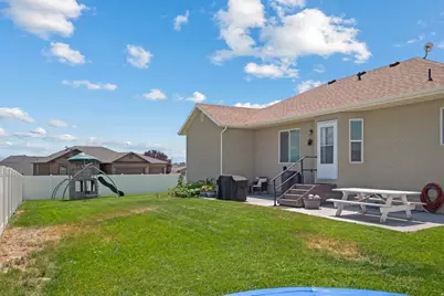 278 W Lariat Blvd S, Saratoga Springs, UT 84045 - Photo 36