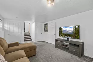 7282 S 2700 W, West Jordan, UT 84084 - Photo 24