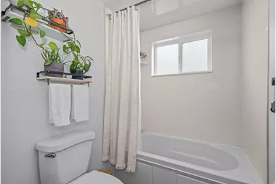 7282 S 2700 W, West Jordan, UT 84084 - Photo 34