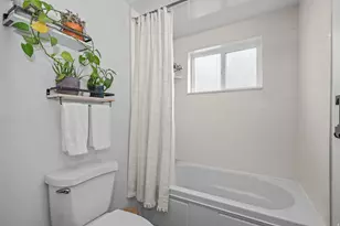 7282 S 2700 W, West Jordan, UT 84084 - Photo 34