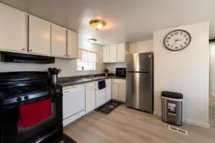 225 W 200 N, Huntington, UT 84528 - Photo 4