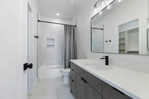 836 W Las Colinas Dr, Saint George, UT 84790 - Photo 32