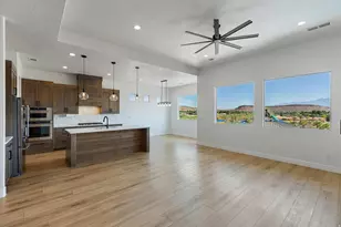 836 W Las Colinas Dr, Saint George, UT 84790 - Photo 14