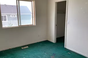 705 N 310 E, Tooele, UT 84074 - Photo 14