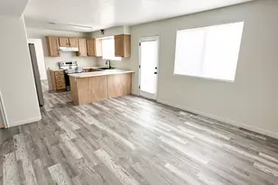 705 N 310 E, Tooele, UT 84074 - Photo 22