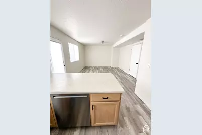 705 N 310 E, Tooele, UT 84074 - Photo 24