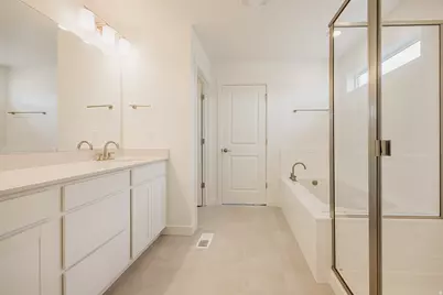 2225 E Granite Ln N, Eagle Mountain, UT 84005 - Photo 30