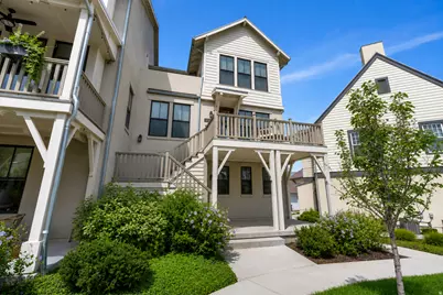 10561 S Boathouse Cir, South Jordan, UT 84095 - Photo 2