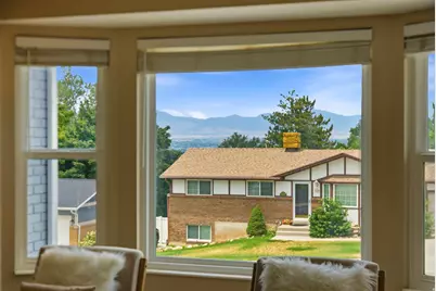 11875 S Elm Ridge Rd, Sandy, UT 84094 - Photo 2