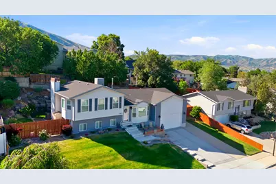 11875 S Elm Ridge Rd, Sandy, UT 84094 - Photo 38