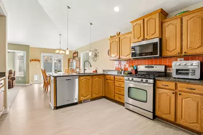 7363 N Ute Dr, Eagle Mountain, UT 84005 - Photo 8