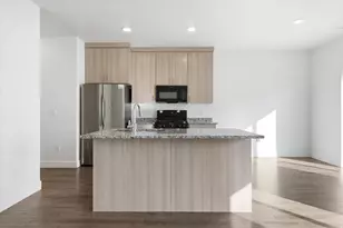 26 S 410 W, Providence, UT 84332 - Photo 4