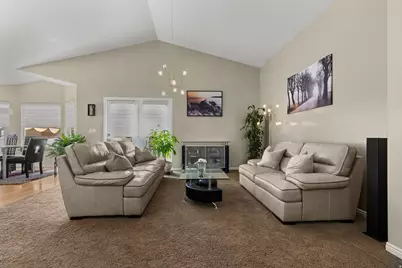 1295 Bridgeview Dr, Layton, UT 84041 - Photo 8