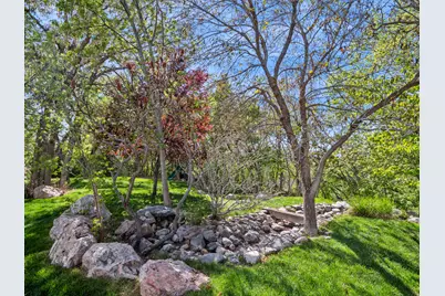 6069 S 2900 E, Uintah, UT 84403 - Photo 14