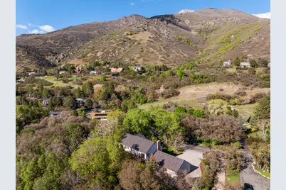 6069 S 2900 E, Uintah, UT 84403 - Photo 44