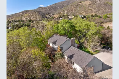 6069 S 2900 E, Uintah, UT 84403 - Photo 26