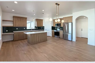453 N 700 W, Brigham City, UT 84302 - Photo 2