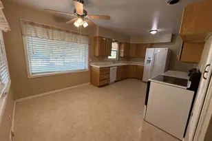 260 N 100 W, Panguitch, UT 84759 - Photo 10