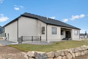 1346 N 1275 E, Logan, UT 84341 - Photo 4