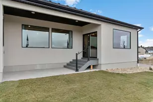 1346 N 1275 E, Logan, UT 84341 - Photo 6