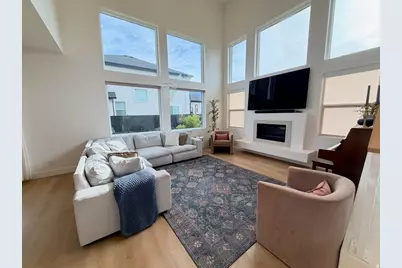242 W 580 S, Orem, UT 84058 - Photo 2