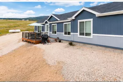189 E Froghair Cir, Garden City, UT 84028 - Photo 2