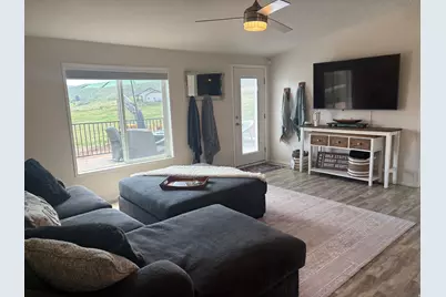 189 E Froghair Cir, Garden City, UT 84028 - Photo 8