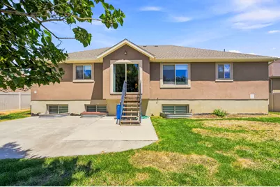 2208 E 450 S, Spanish Fork, UT 84660 - Photo 42