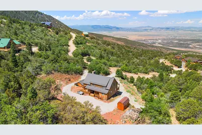 813 E High Mountain Dr, Cedar City, UT 84720 - Photo 2