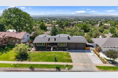 754 S Woodland Hills Dr E, Bountiful, UT 84010 - Photo 32