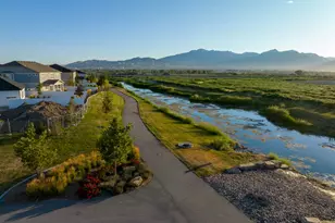 248 E Browns Creek St, Saratoga Springs, UT 84045 - Photo 32