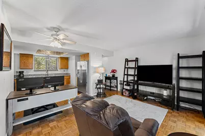 480 N Wall St #A202, Salt Lake City, UT 84103 - Photo 4