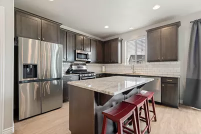 172 W Stillwater Dr, Saratoga Springs, UT 84045 - Photo 12