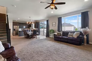 172 W Stillwater Dr, Saratoga Springs, UT 84045 - Photo 10