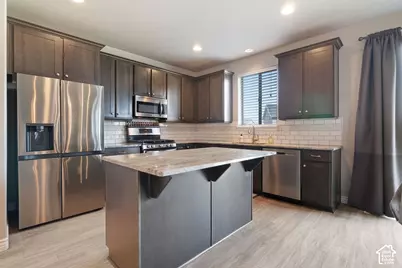 172 W Stillwater Dr, Saratoga Springs, UT 84045 - Photo 14