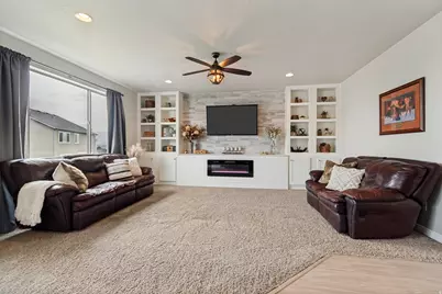 172 W Stillwater Dr, Saratoga Springs, UT 84045 - Photo 8