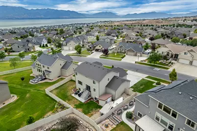 172 W Stillwater Dr, Saratoga Springs, UT 84045 - Photo 58