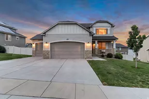 172 W Stillwater Dr, Saratoga Springs, UT 84045 - Photo 1