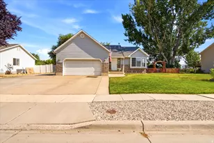 3334 W 4725 S, Roy, UT 84067 - Photo 2