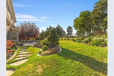 2185 E Catania Dr, Draper, UT 84020 - Photo 44